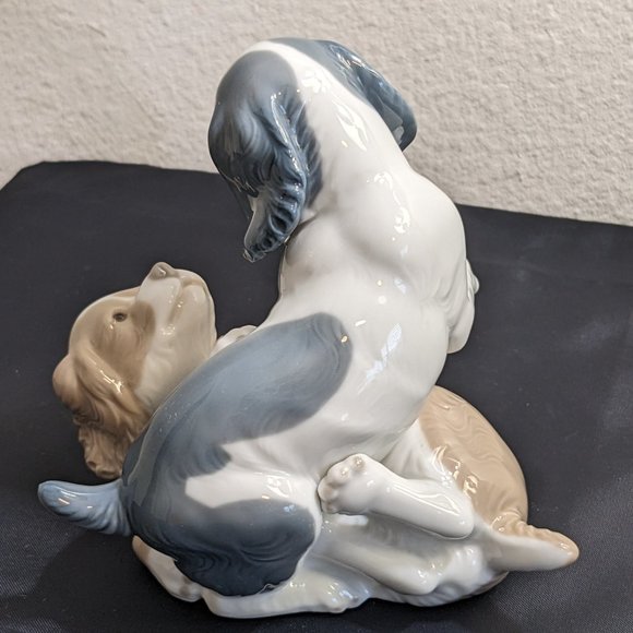 NAO Lladro Twerp & Mikie Playing Puppies Hand Painted Porcelain Retired Figurine - Picture 13 of 14